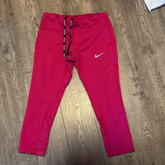 Nike Pants - Nike Fuchsia Leggings